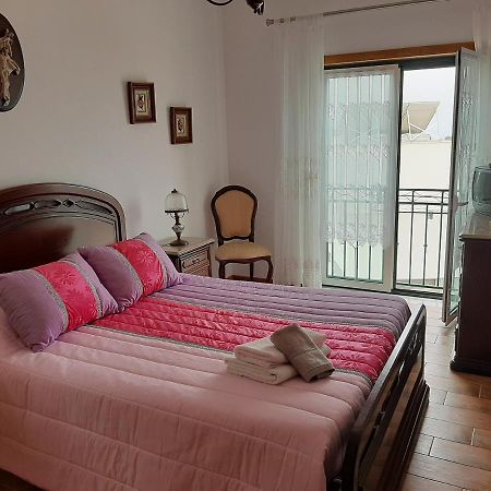 Hotel Maria Inês House à Nazaré Extérieur photo