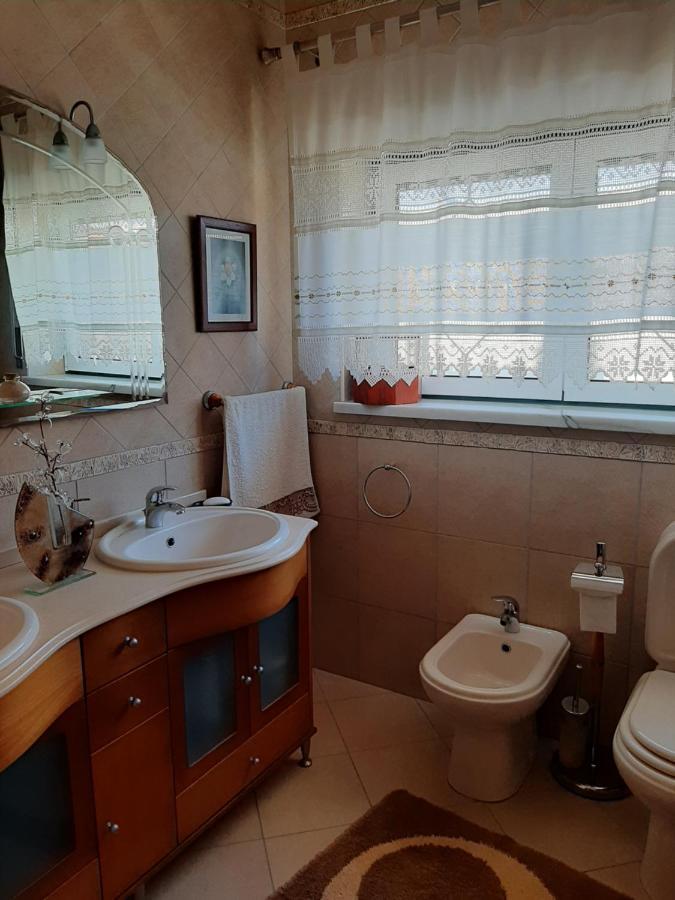 Hotel Maria Inês House à Nazaré Extérieur photo