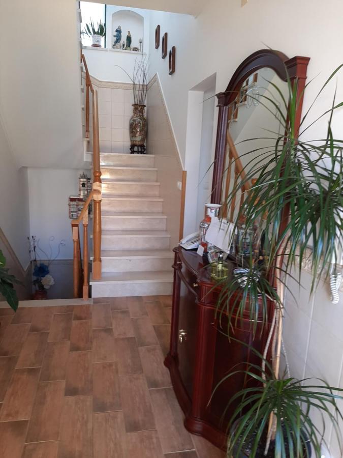 Hotel Maria Inês House à Nazaré Extérieur photo