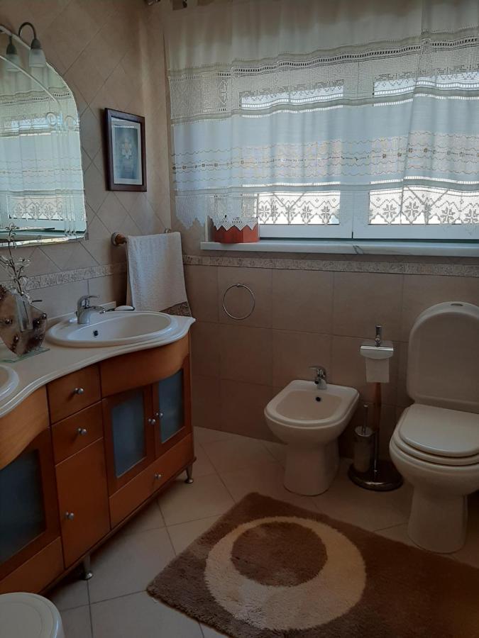 Hotel Maria Inês House à Nazaré Extérieur photo
