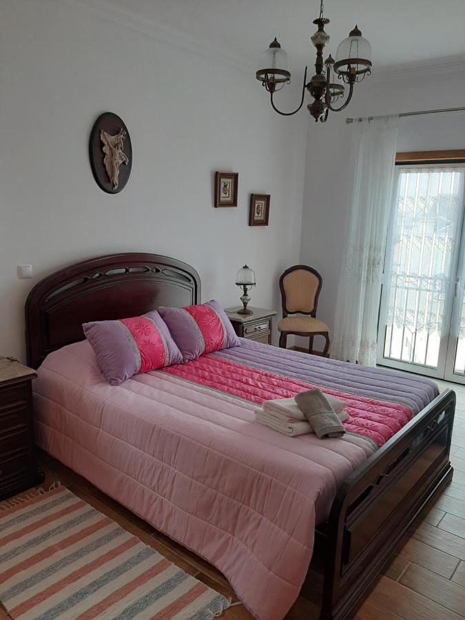 Hotel Maria Inês House à Nazaré Extérieur photo